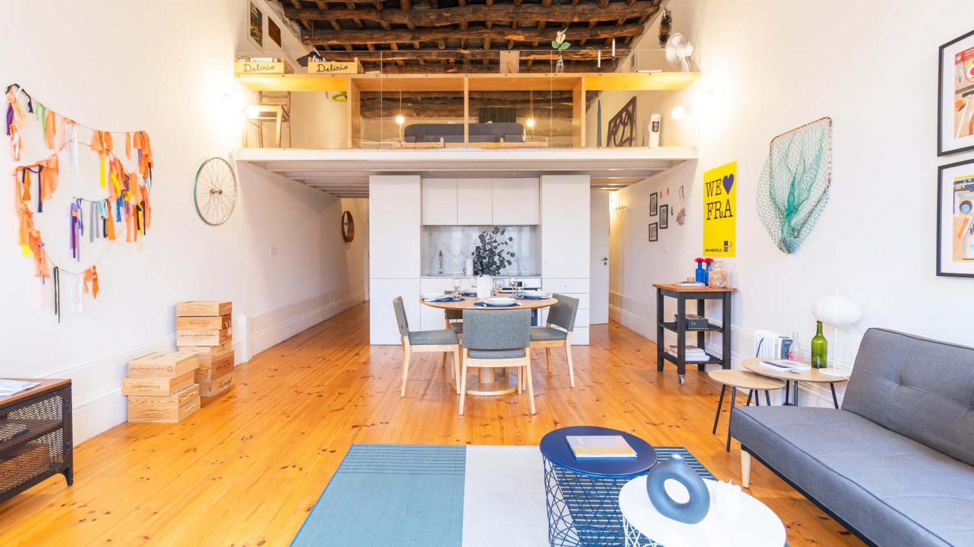Eccentric Mouzinho Mezzanine By Lovelystay Oporto